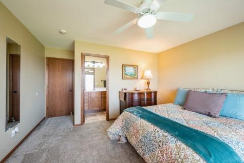 3225 Prairie Bend Circle Marion IA 52302