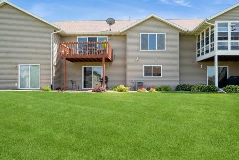 3225 Prairie Bend Circle Marion IA 52302