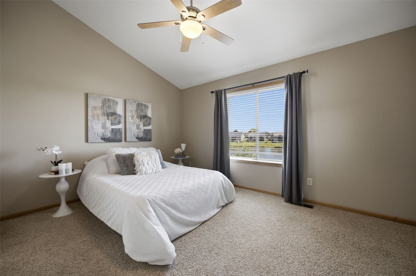 172 S Park Ridge Road North Liberty IA 52317