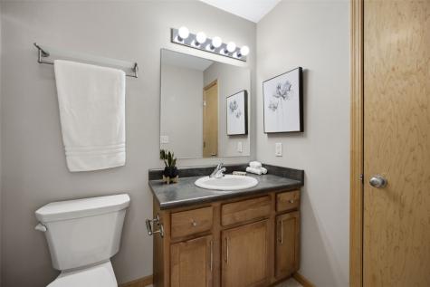 172 S Park Ridge Road North Liberty IA 52317