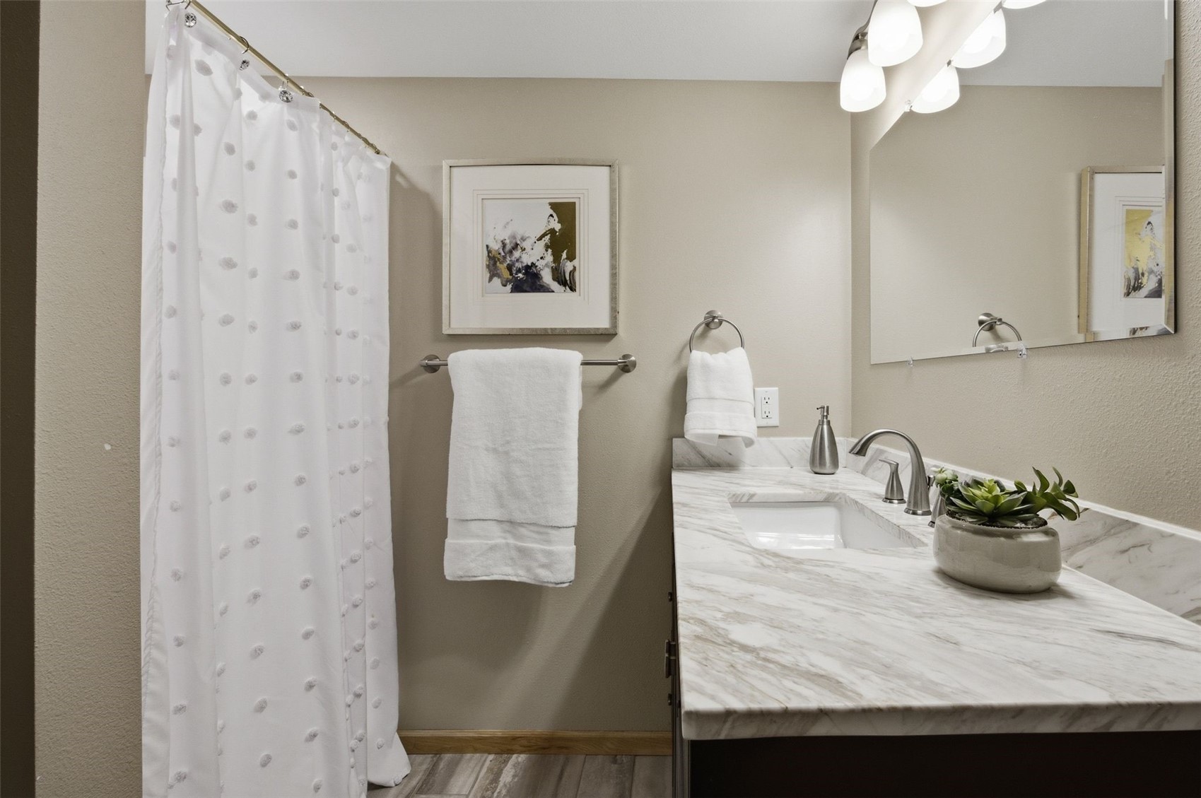 172 S Park Ridge Road North Liberty IA 52317