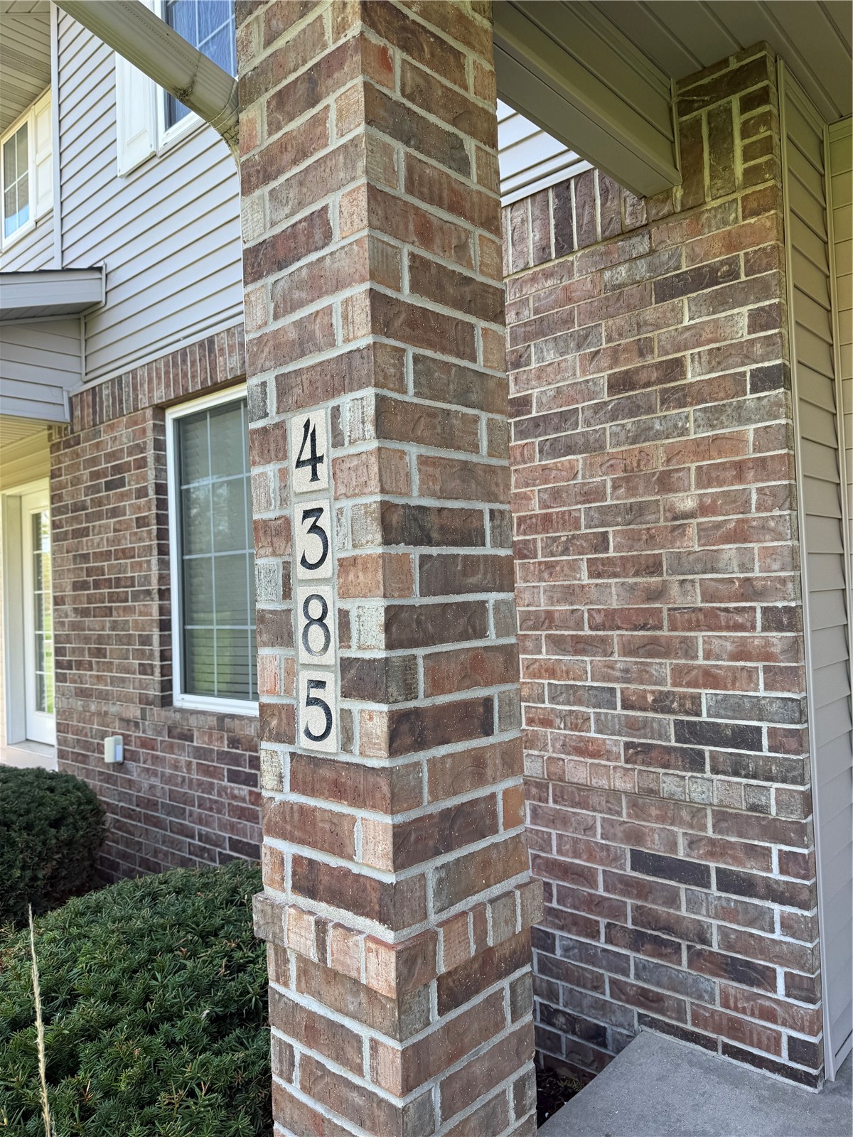 4385 E Court Street Iowa City IA 52245
