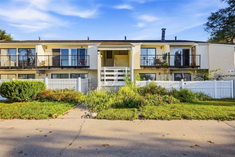 2955 Bowling Street SW Cedar Rapids IA 52404