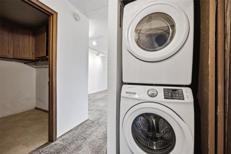 2955 Bowling Street SW Cedar Rapids IA 52404