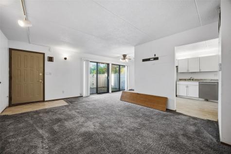 2955 Bowling Street SW Cedar Rapids IA 52404