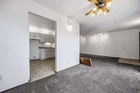 2955 Bowling Street SW Cedar Rapids IA 52404