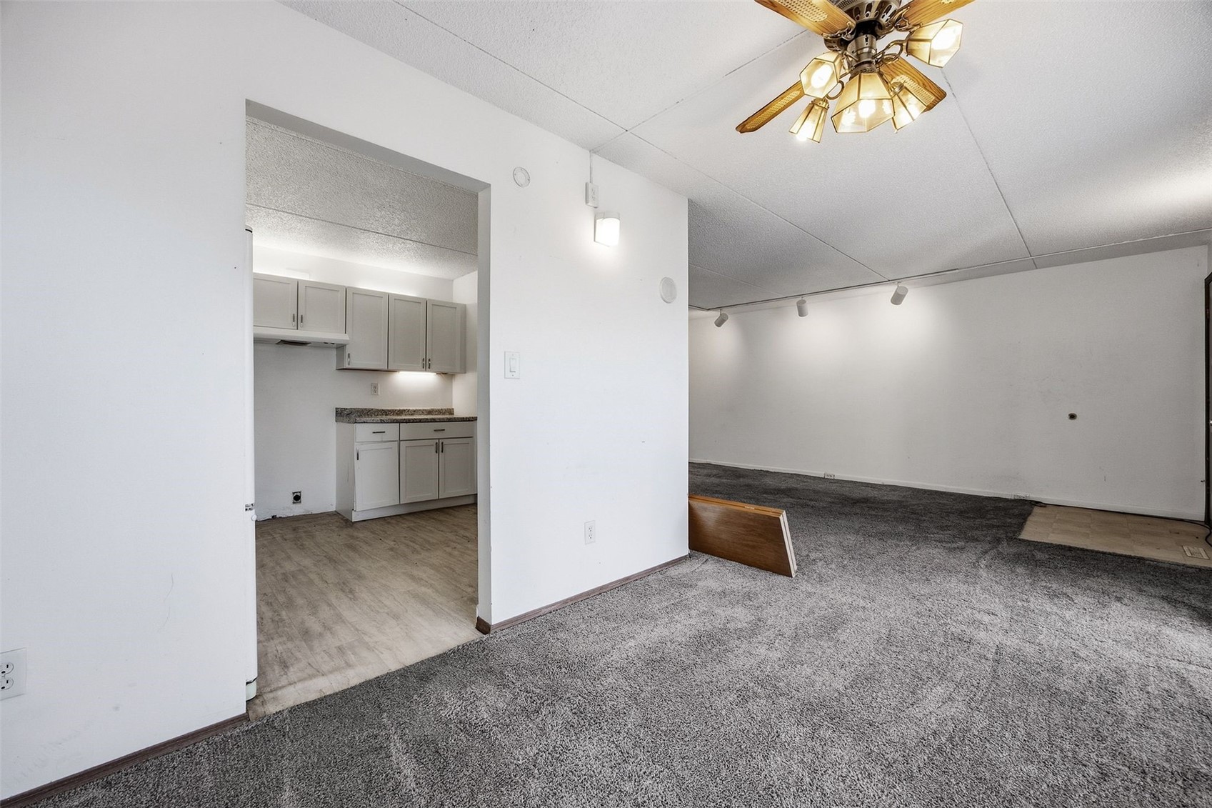 2955 Bowling Street SW Cedar Rapids IA 52404