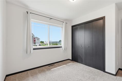 159 Woodstone Lane SW Cedar Rapids IA 52404