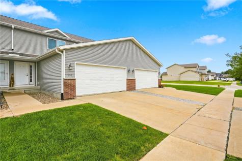 159 Woodstone Lane SW Cedar Rapids IA 52404