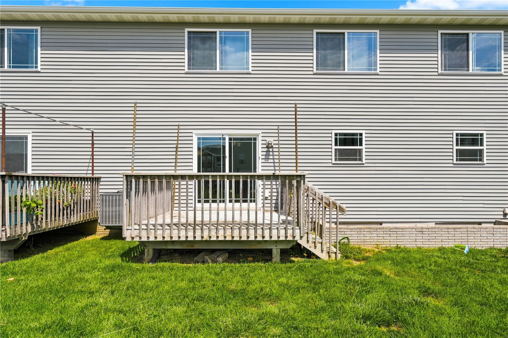 159 Woodstone Lane SW Cedar Rapids IA 52404