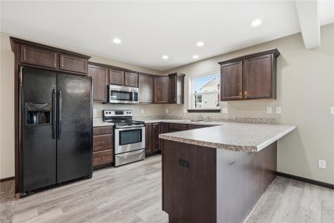 159 Woodstone Lane SW Cedar Rapids IA 52404