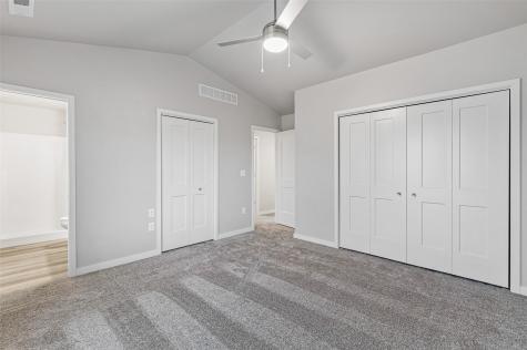 1407 Winterberry Lane North Liberty IA 52317