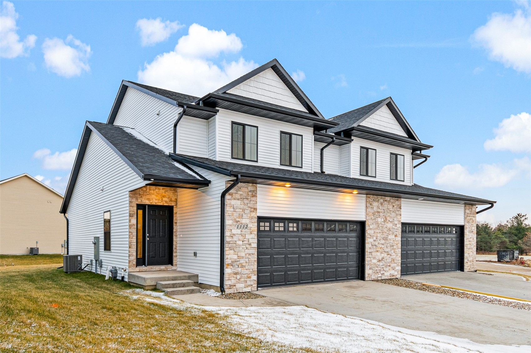 1407 Winterberry Lane North Liberty IA 52317