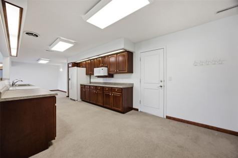 190 Cottage Grove Avenue SE Cedar Rapids IA 52403