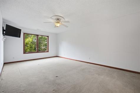 190 Cottage Grove Avenue SE Cedar Rapids IA 52403