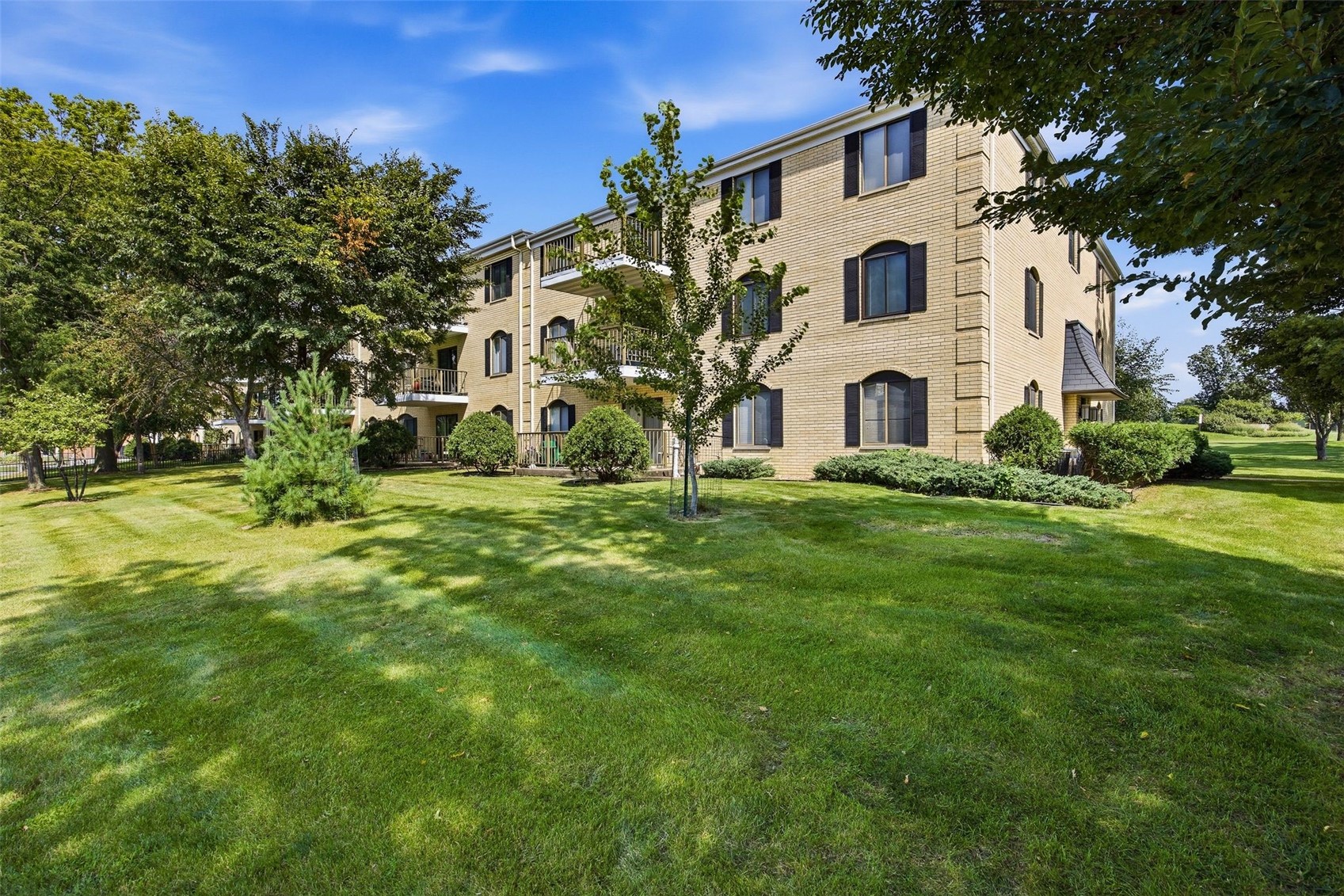 190 Cottage Grove Avenue SE Cedar Rapids IA 52403