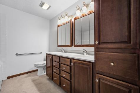 190 Cottage Grove Avenue SE Cedar Rapids IA 52403