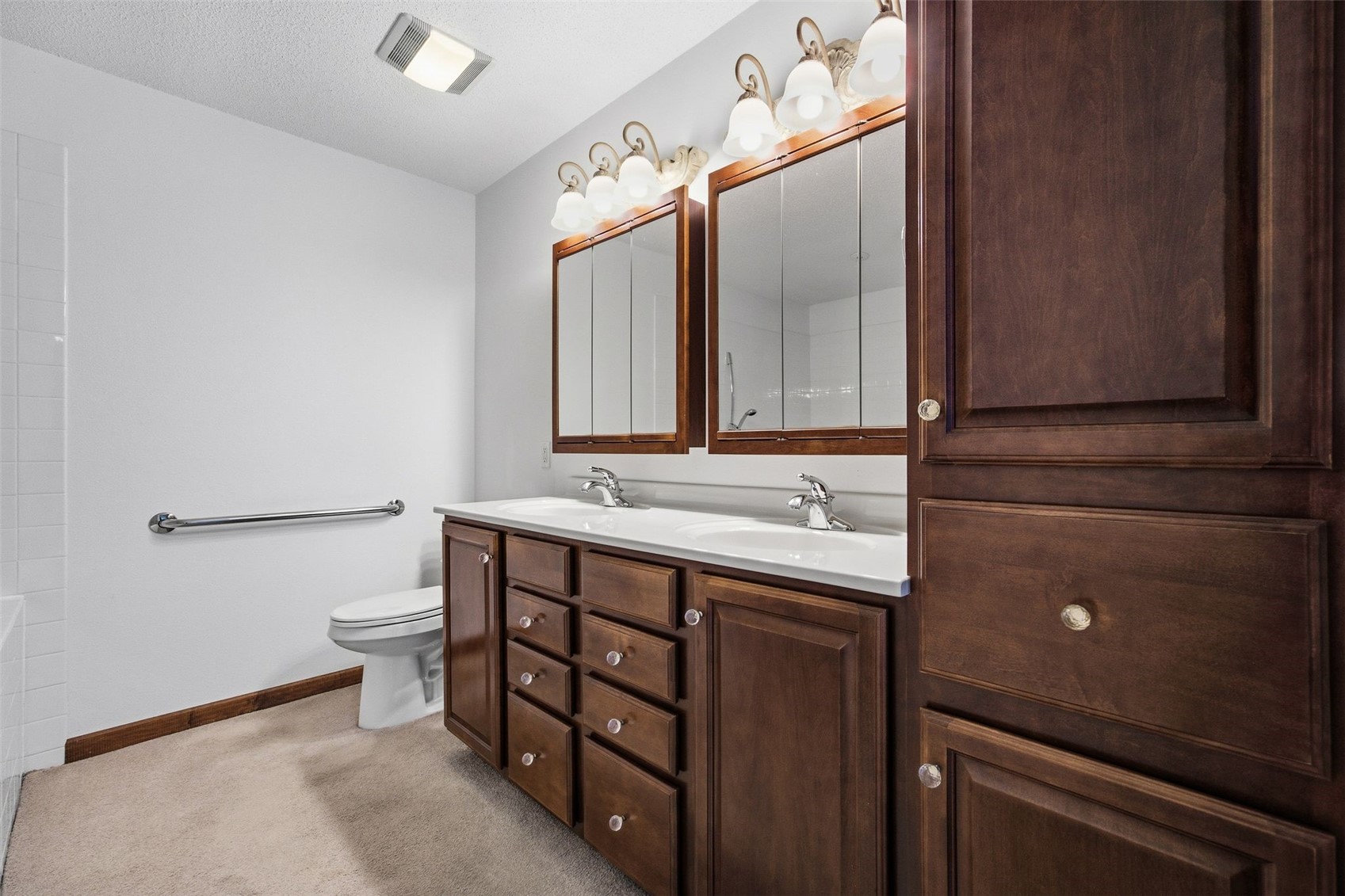 190 Cottage Grove Avenue SE Cedar Rapids IA 52403