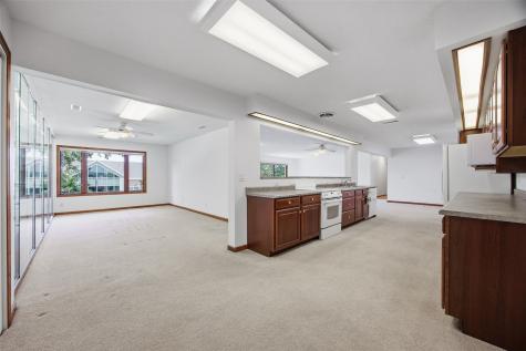 190 Cottage Grove Avenue SE Cedar Rapids IA 52403
