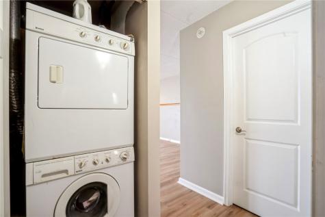 2955 Bowling Street SW Cedar Rapids IA 52404