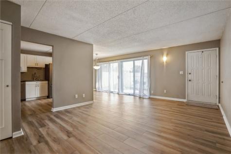 2955 Bowling Street SW Cedar Rapids IA 52404