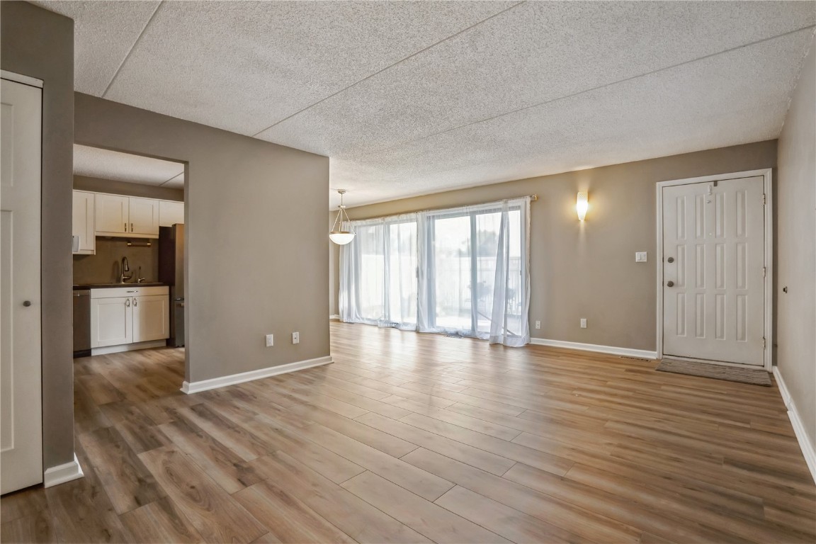 2955 Bowling Street SW Cedar Rapids IA 52404
