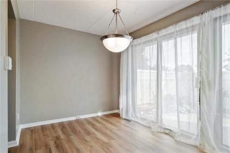 2955 Bowling Street SW Cedar Rapids IA 52404
