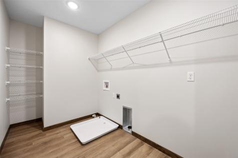 160 Bethany Loop SW Cedar Rapids IA 52404