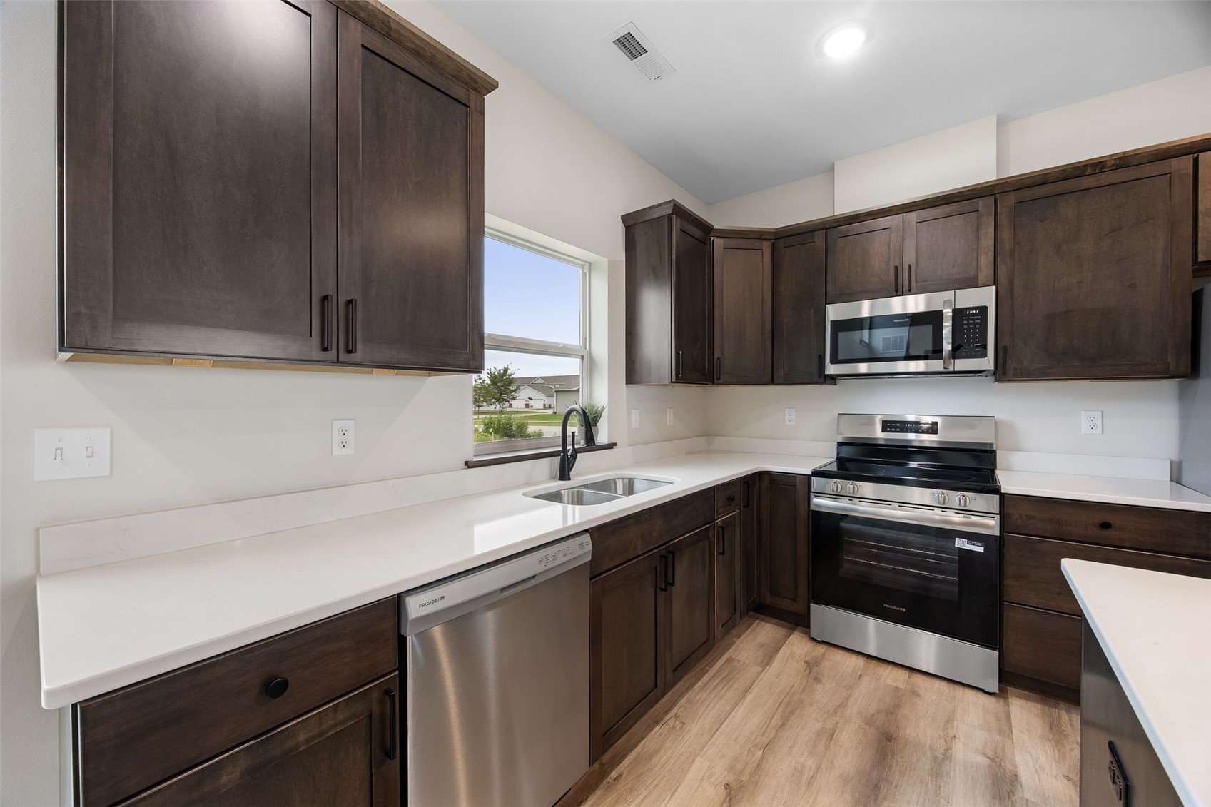 160 Bethany Loop SW Cedar Rapids IA 52404