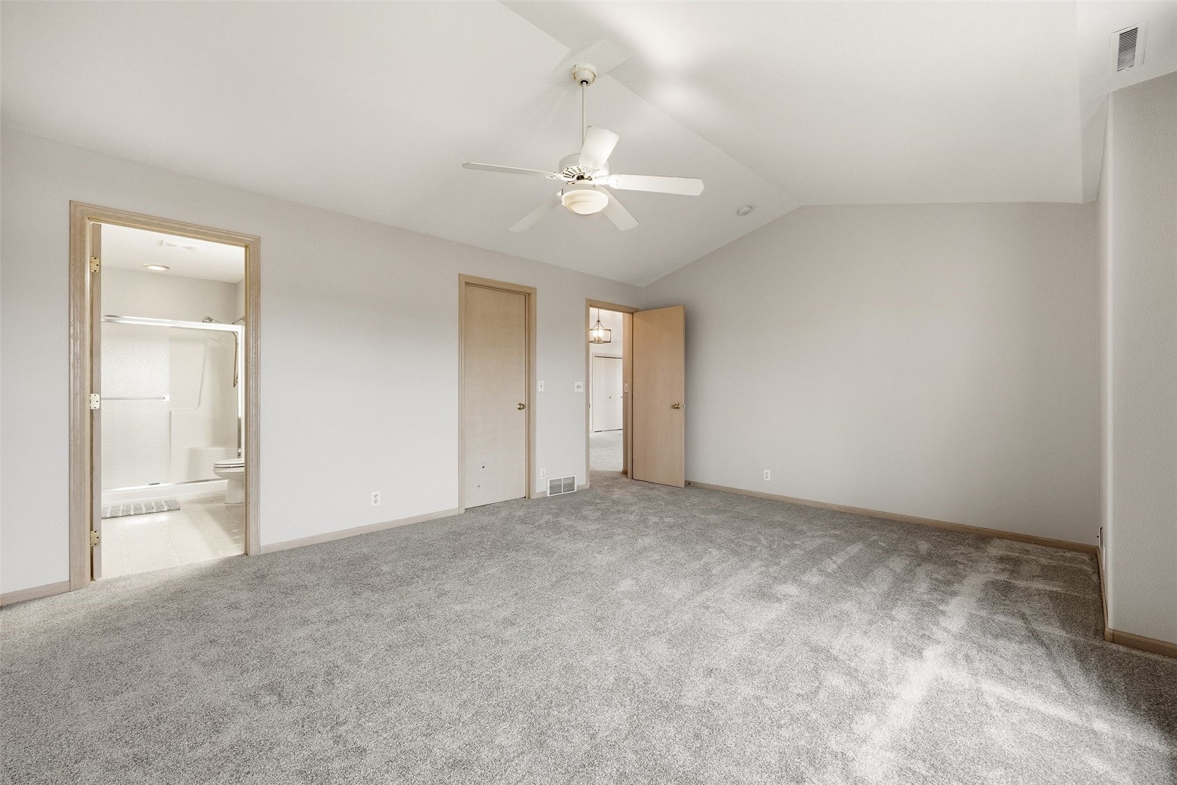 4960 Lucore Road Marion IA 52302