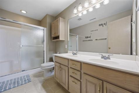 4960 Lucore Road Marion IA 52302