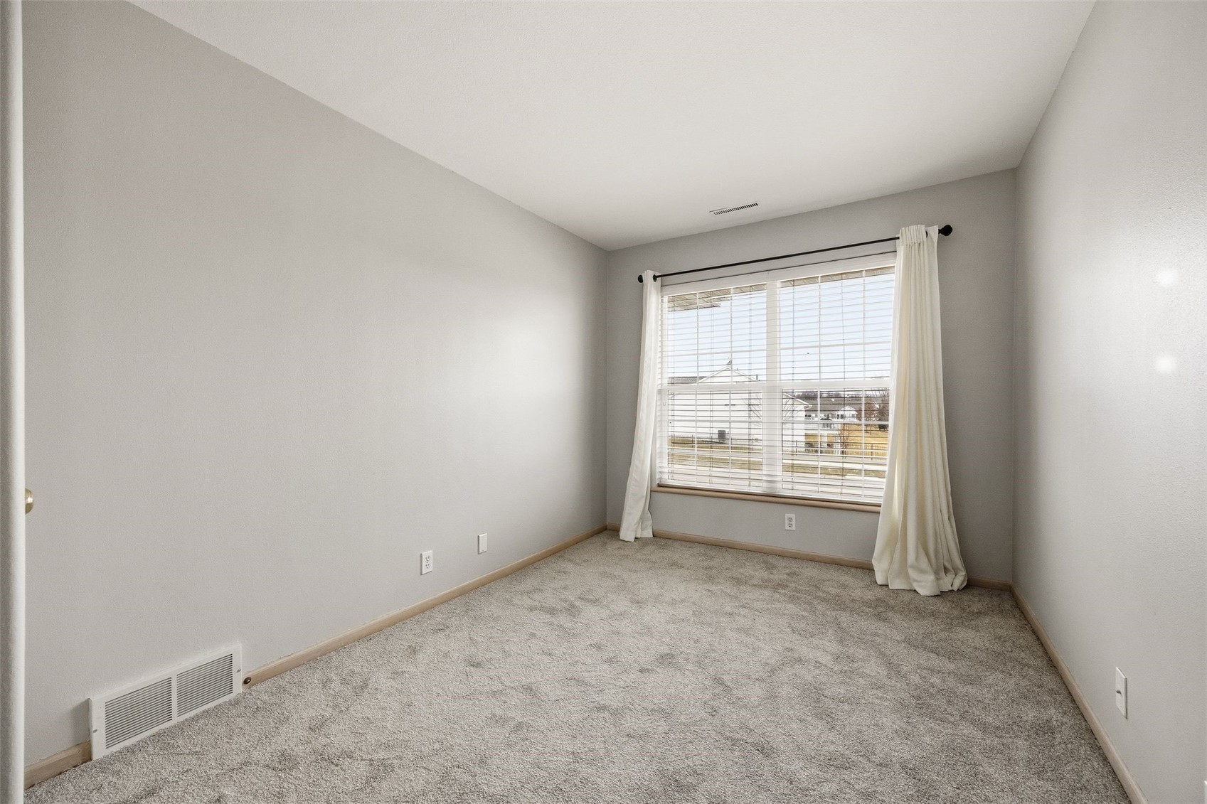 4960 Lucore Road Marion IA 52302