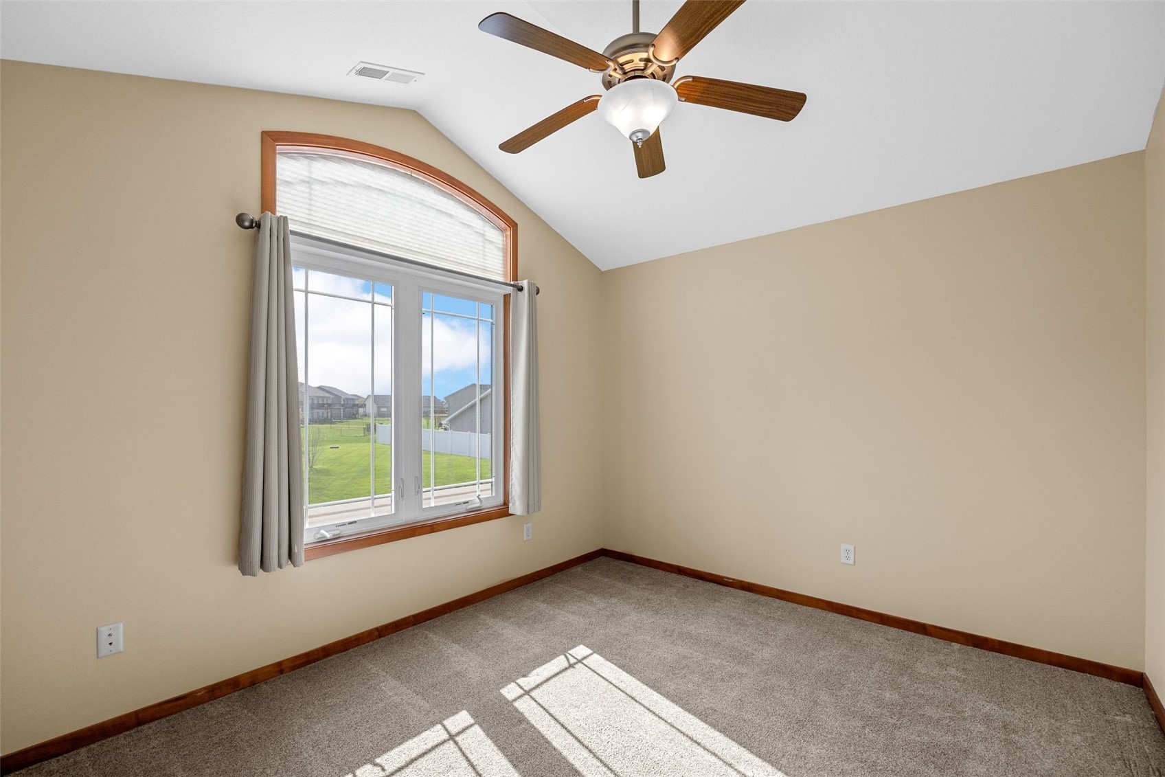 105 Wild Rose Lane Solon IA 52333