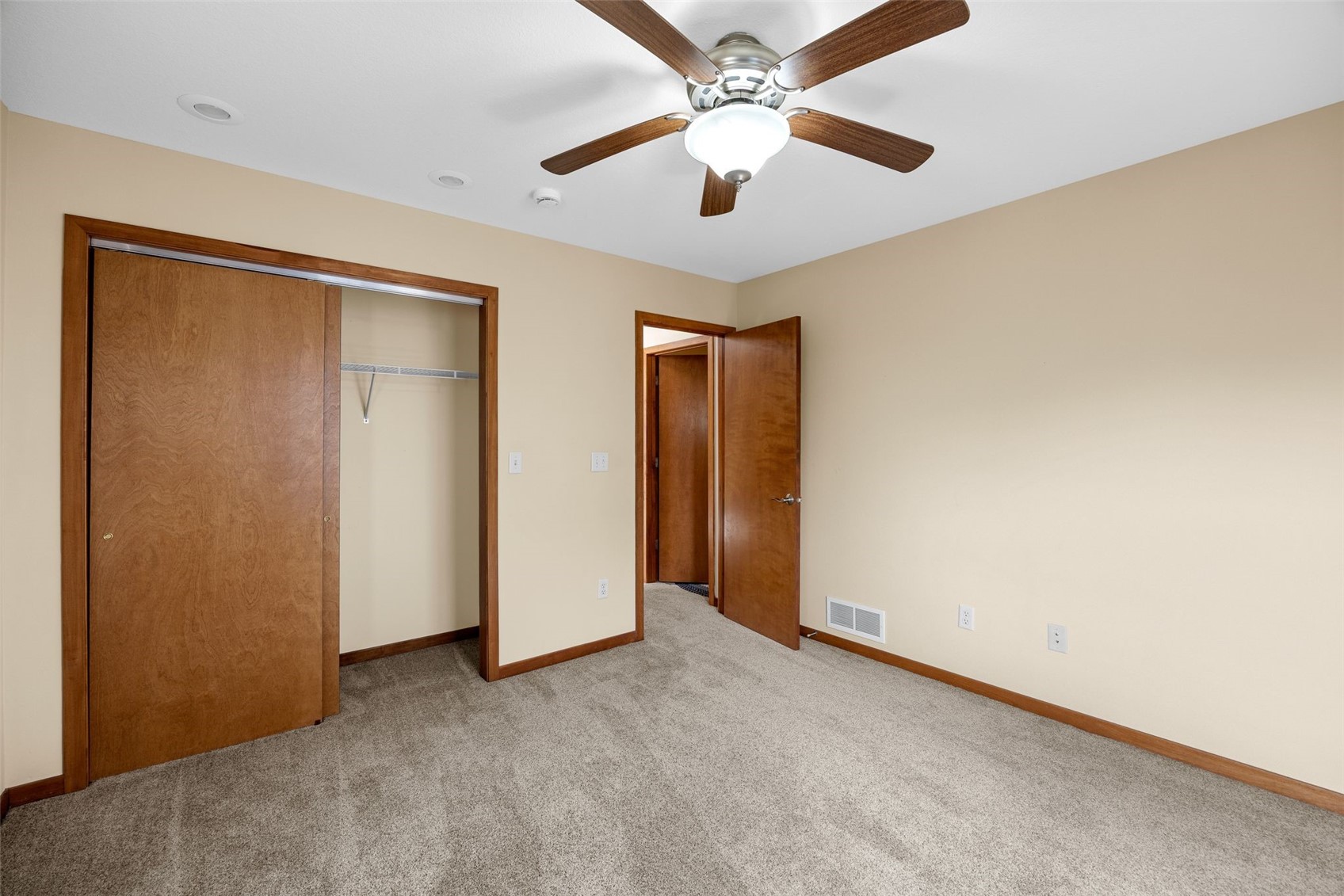 105 Wild Rose Lane Solon IA 52333