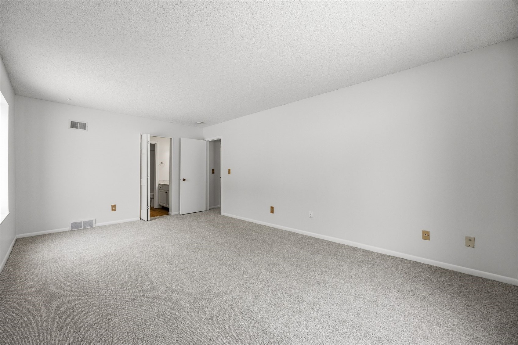 2131 1st Avenue SE Cedar Rapids IA 52403