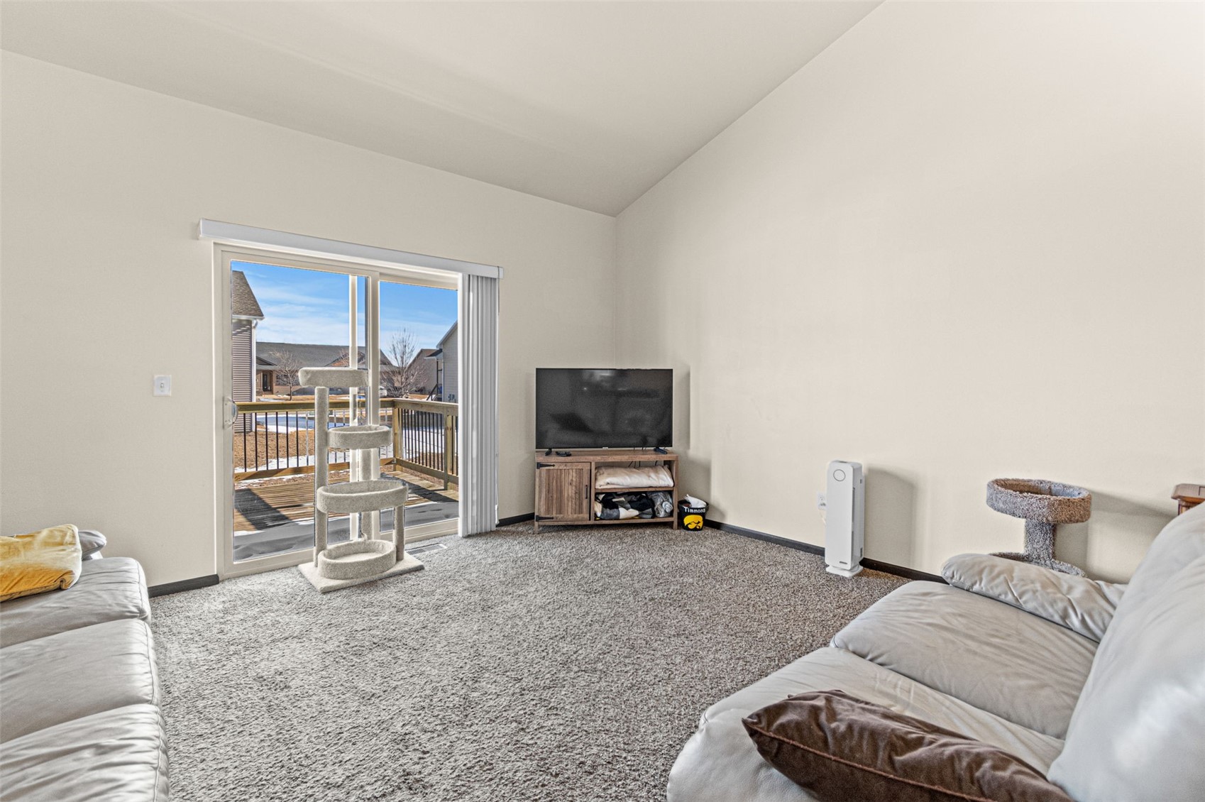 218 Prairie Rose Lane Solon IA 52333