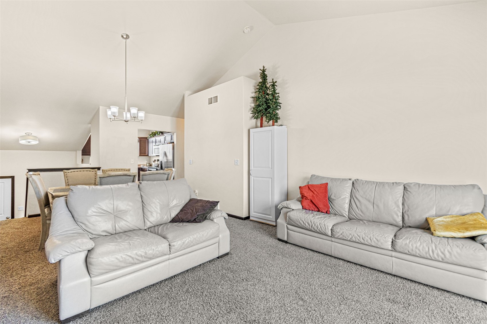 218 Prairie Rose Lane Solon IA 52333