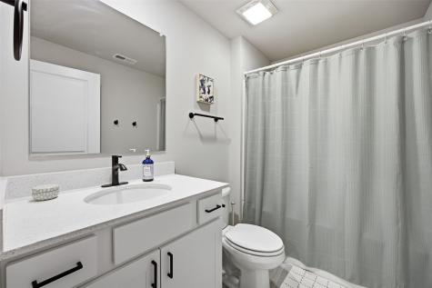 607 Thomas Street Tiffin IA 52340