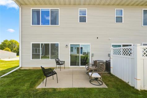 1332 Truman Court NE Cedar Rapids IA 52402