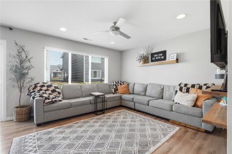 1332 Truman Court NE Cedar Rapids IA 52402