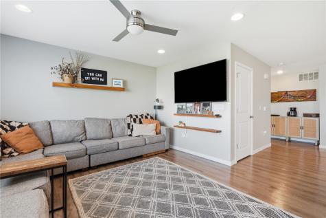 1332 Truman Court NE Cedar Rapids IA 52402