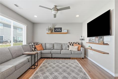 1332 Truman Court NE Cedar Rapids IA 52402
