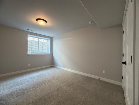 1290 Berkshire Lane North Liberty IA 52317