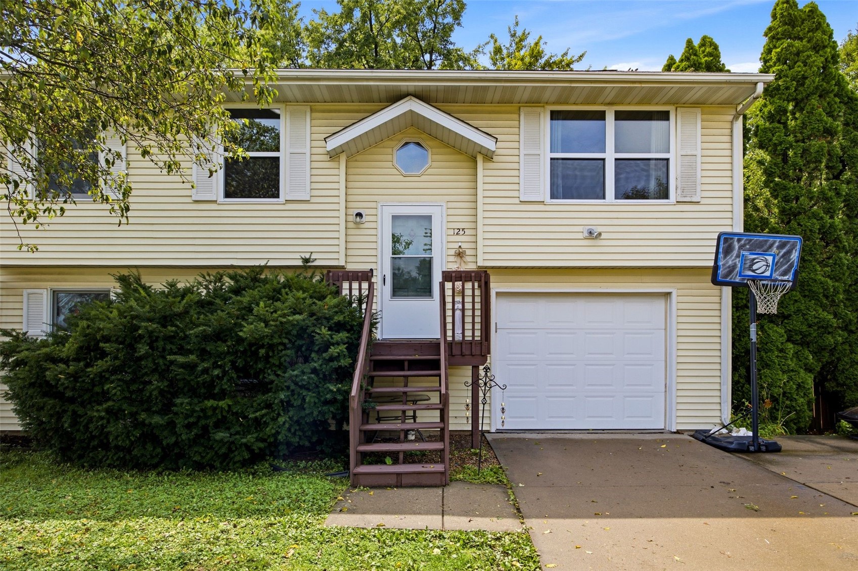 125 Parkview Court North Liberty IA 52317