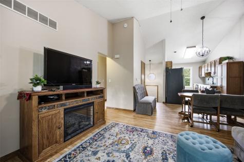 125 Parkview Court North Liberty IA 52317