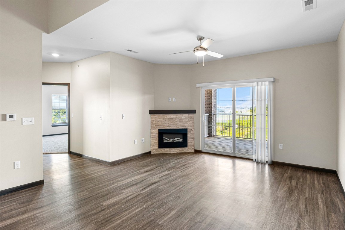 2877 Spring Rose Circle Coralville IA 52241