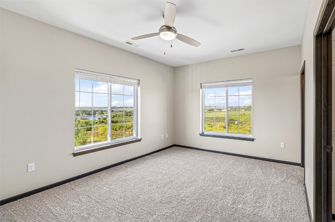 2877 Spring Rose Circle Coralville IA 52241