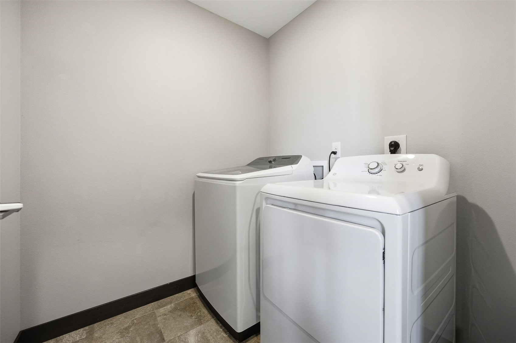 3509 Pioneer Avenue SE Cedar Rapids IA 52403
