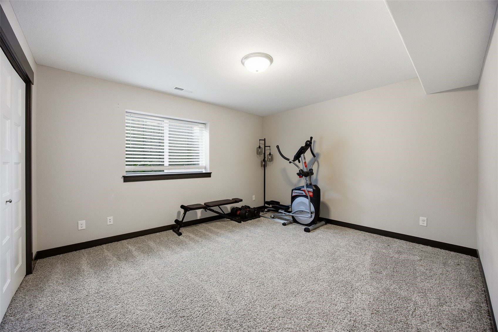 3509 Pioneer Avenue SE Cedar Rapids IA 52403