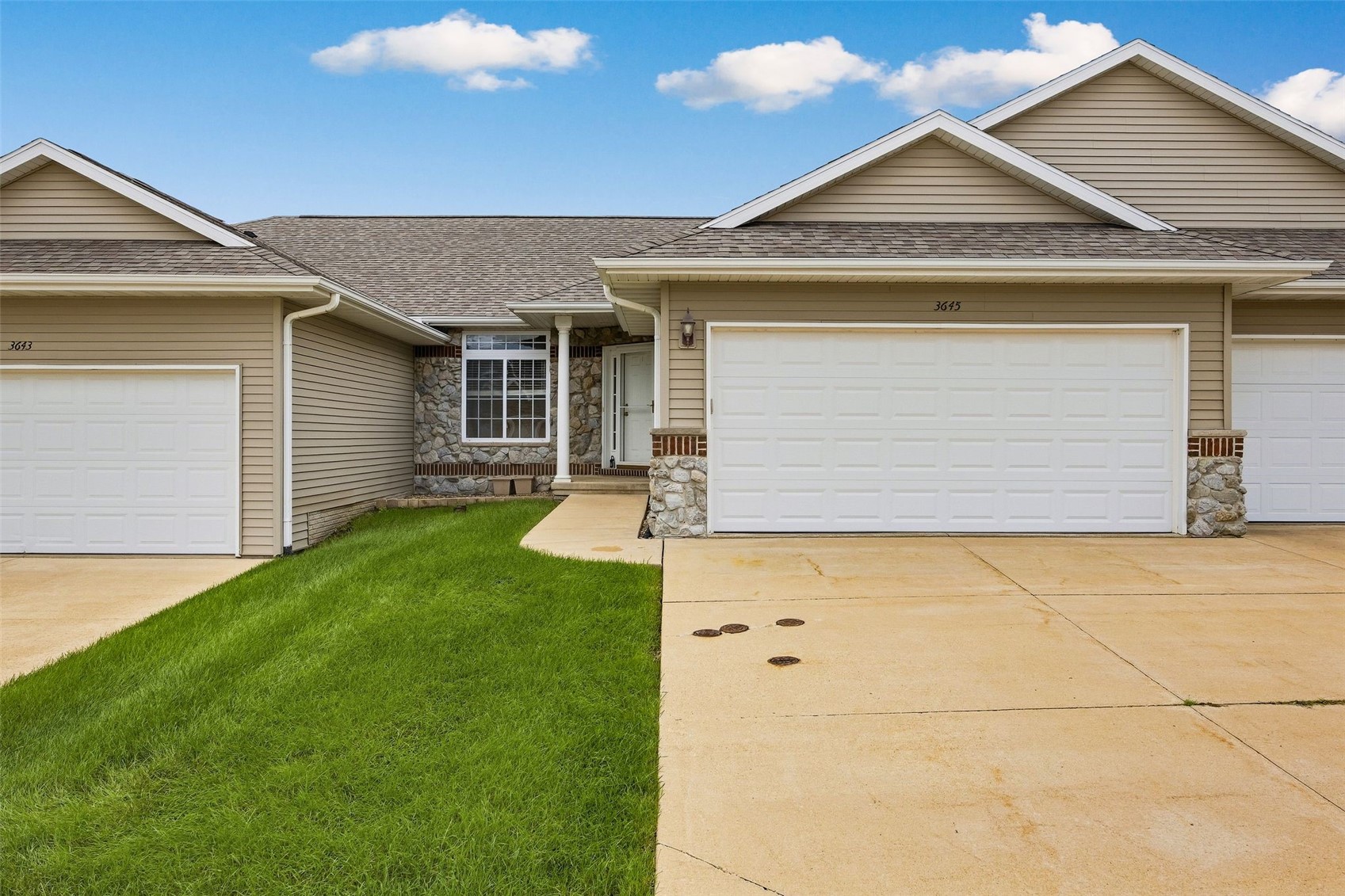 3645 Stoney Point Road SW Cedar Rapids IA 52404